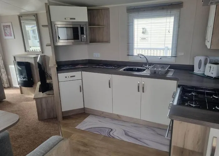 8 Berth 3 Bed Pg213 On The Golden Palm