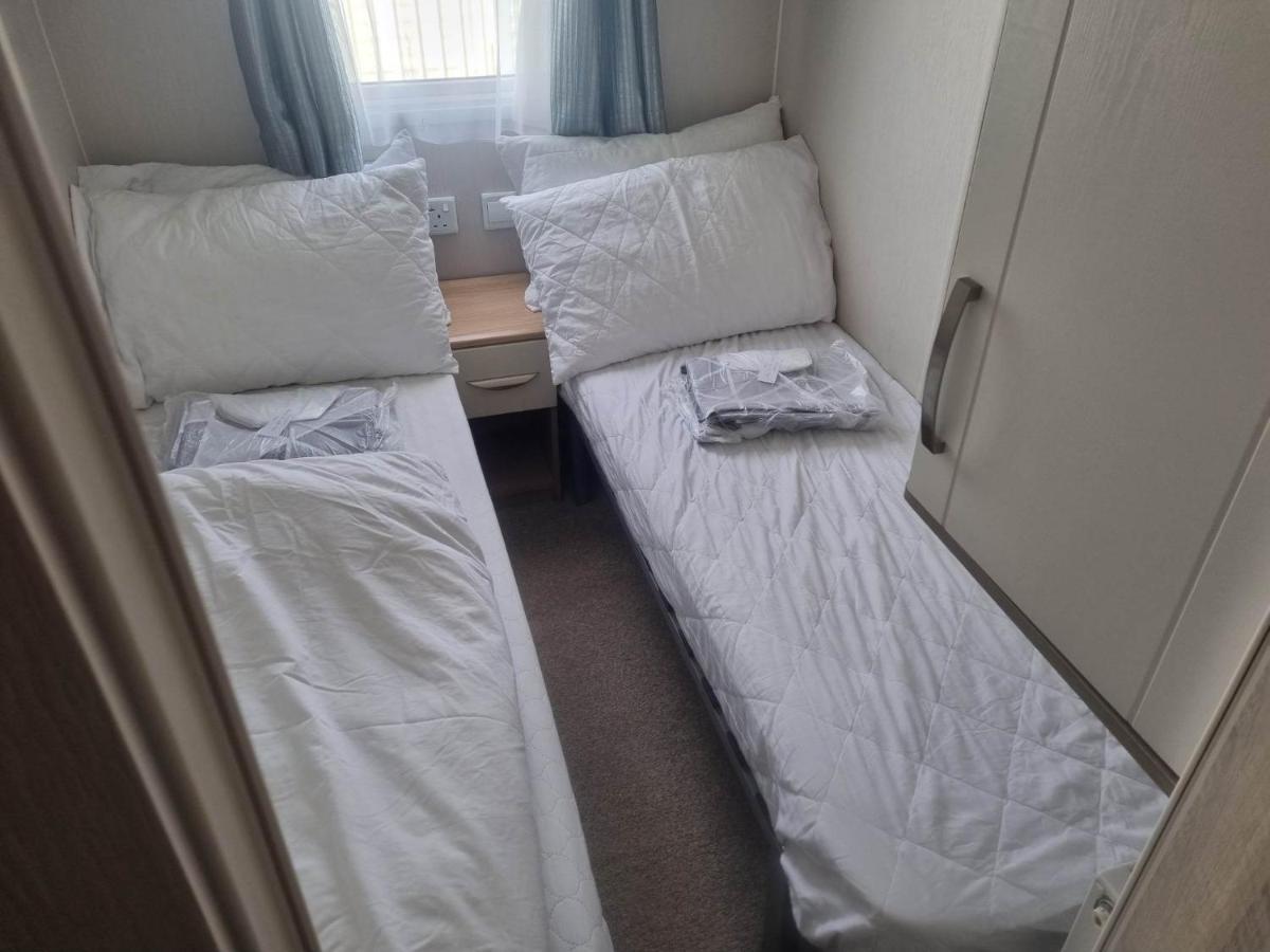8 Berth 3 Bed Pg213 On The Golden Palm * Chapel Saint Leonards