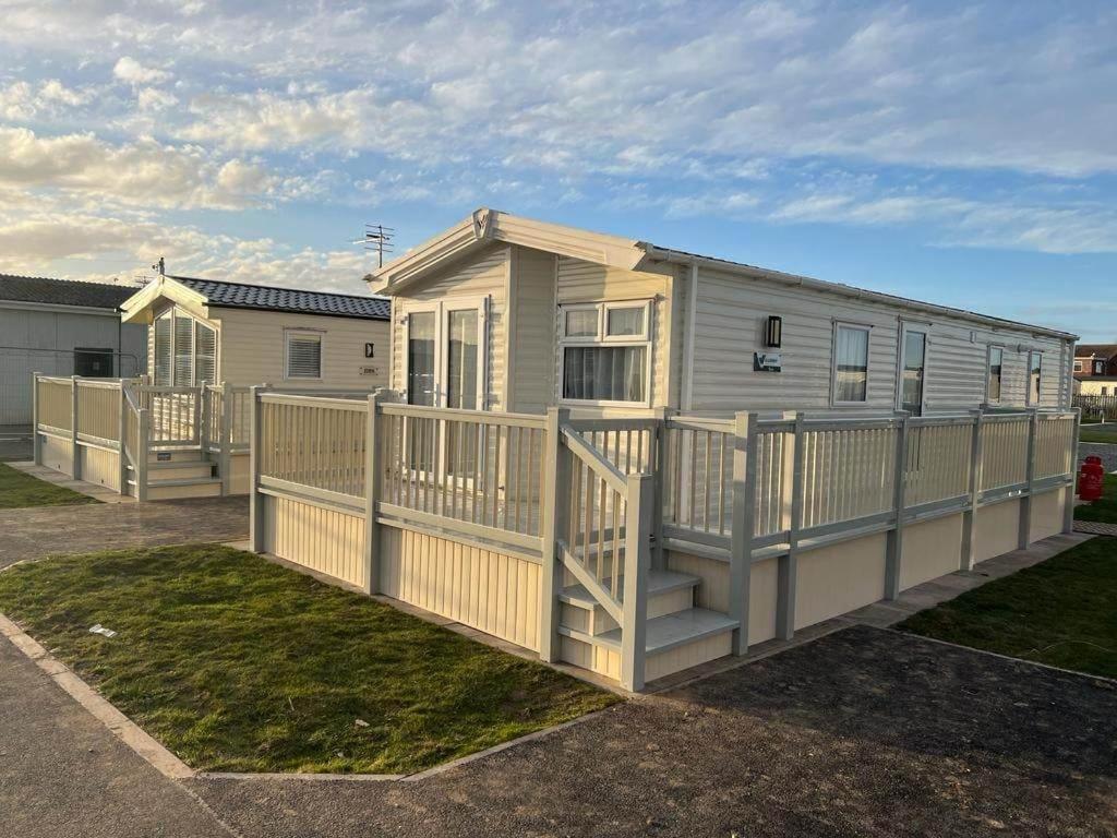 8 Berth 3 Bed Pg213 On The Golden Palm * Chapel Saint Leonards