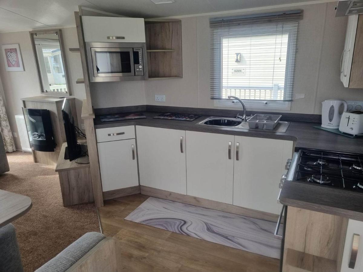 8 Berth 3 Bed Pg213 On The Golden Palm