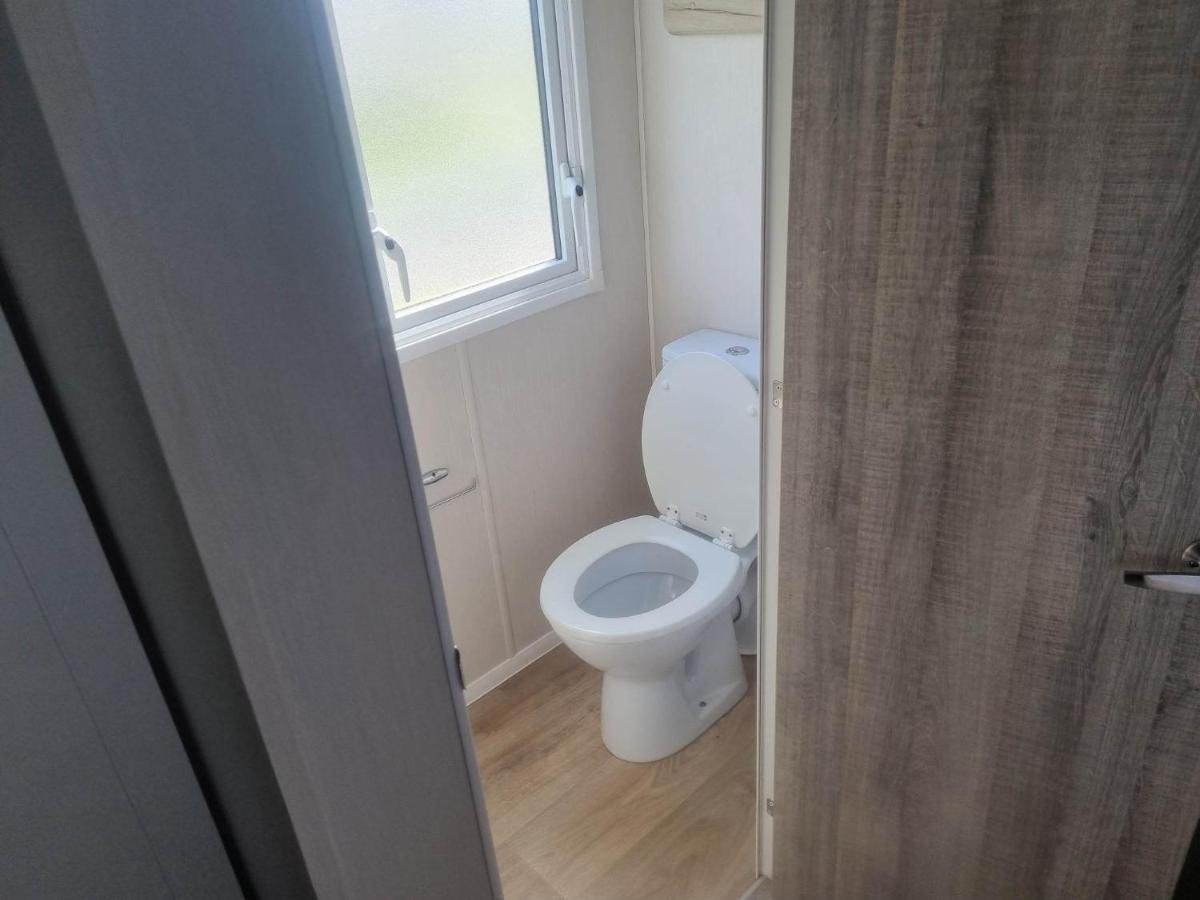 8 Berth 3 Bed Pg213 On The Golden Palm